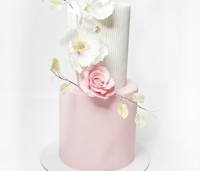 Simply Stunning Cake